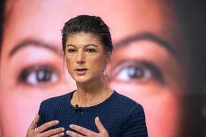 Abgeordnete im Netz: Wagenknecht hat die meisten Follower