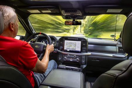 Ford F-150 Raptor, Cockpit
