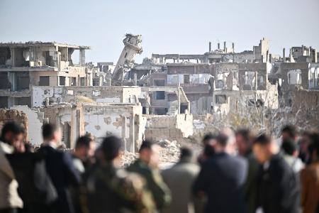 Die EU will mit der Lockerung von Sanktionen den Wiederaufbau Syriens unterstützen. (Archivbild)