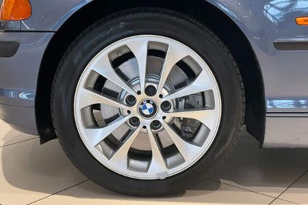 BMW 330i E46 Security (2001)