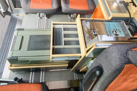 Flowcamper Fellschnute Campervan T6.1 Hunde Schublade
