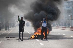 Mehrere afrikanische Botschaften im Kongo angegriffen