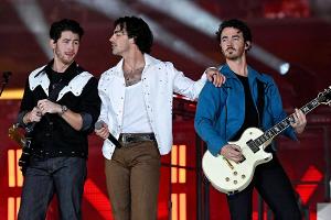 Jonas Brothers spielen für Disney+ in Weihnachtsfilm mit
