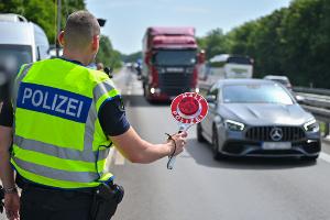 Logistikbranche warnt vor Mehrkosten bei Grenzkontrollen