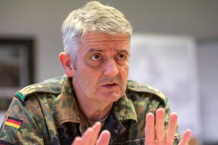 Generalleutnant Sollfrank will eine wirksame Abschreckung. (Archivbild)