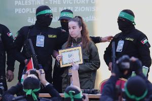 Freude und Wut in Israel: Chaos bei Freilassung von Geiseln