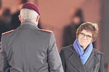 AKK beendet Ende 2021 ihre politische Karriere. (Archivbild)
