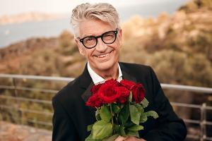 "Golden Bachelor"-Finale: An diese Dame geht die goldene Rose