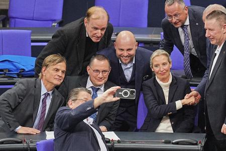Nach der Abstimmung am Mittwoch war die Stimmung bei der AfD-Fraktion gut.