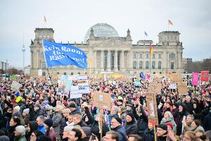 Migrationsdebatte bringt kaum Bewegung in Umfragen