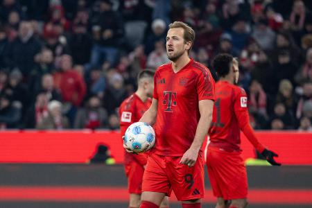 FC Bayern vs. Werder Bremen: Noten und Einzelkritik - Vor dem Champions-League-Kracher gegen Celtic traf der FC Bayern am Freitagabend auf Werder Bremen. Gegen die Norddeutschen zeigte der Rekordmeister einen sehr dominanten Auftritt und feierte letztlich einen nie gefährdeten 3:0-Erfolg. Alle Bayern-Stars in der Einzelkritik: FC Bayern vs. Werder Bremen: Noten und Einzelkritik - Vor dem Champions-League-Kracher gegen Celtic traf der FC Bayern am Freitagabend auf Werder Bremen. Gegen die Norddeutschen zeigte der Rekordmeister einen sehr dominanten Auftritt und feierte letztlich einen nie gefährdeten 3:0-Erfolg. Alle Bayern-Stars in der Einzelkritik: