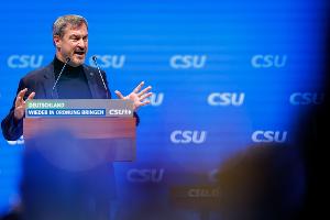 Söder legt Kirchen mehr politische Zurückhaltung nahe
