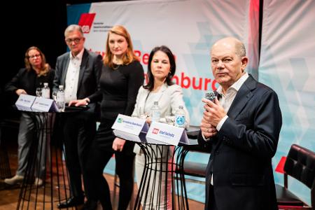 Bundeskanzler Olaf Scholz wirbt für niedrigere Strompreise. Bundeskanzler Olaf Scholz wirbt für niedrigere Strompreise.