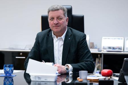 Bayern fordert Bund zur alleinigen Finanzierung auf. 