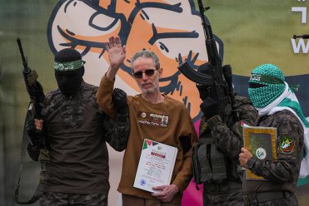 Stopp der Geisel-Freilassungen und Faktor Trump - wie steht es um die Waffenruhe im Gazastreifen? Stopp der Geisel-Freilassungen und Faktor Trump - wie steht es um die Waffenruhe im Gazastreifen?