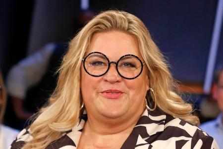 Ilka Bessin teilt Foto im Badeanzug: Ilka Bessin teilt Foto im Badeanzug:
