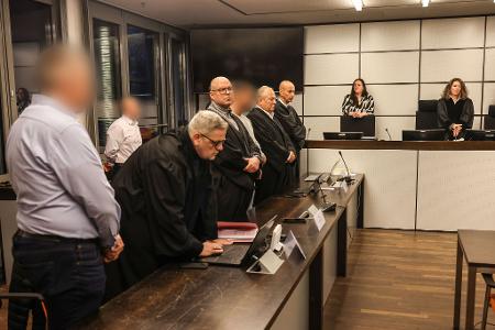 Schuldsprüche im Prozess um die gescheiterte Schumacher-Erpressung verkündet.
