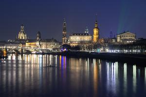 Dresden-Gedenken im Schatten von Krieg und Bundestagswahl