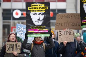 Vier von fünf Deutschen sehen gesellschaftliche Spaltung
