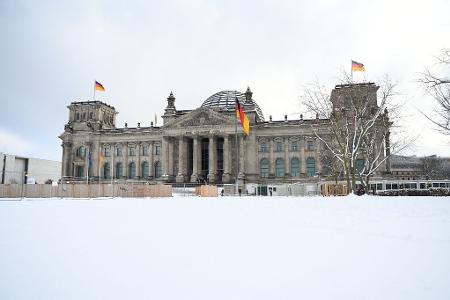 Starker Schneefall sorgte für echtes Wintergefühl in Berlin.