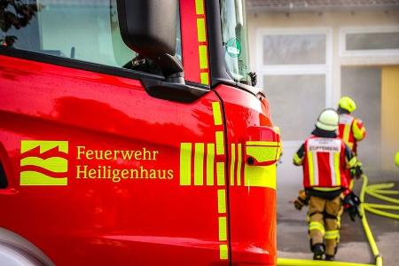 Die Feuerwehr Heiligenhaus wurde am vergangenen Wochenende zu insgesamt fünf Einsätzen alarmiert. (Symbolbild Feuerwehr Heiligenhaus) Die Feuerwehr Heiligenhaus wurde am vergangenen Wochenende zu insgesamt fünf Einsätzen alarmiert. (Symbolbild Feuerwehr Heiligenhaus)