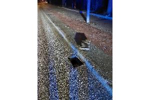 Norderstedt - Unbekannte Person hebt mehrere Gullideckel aus - Polizei leitet Strafverfahren ein und sucht Zeugen