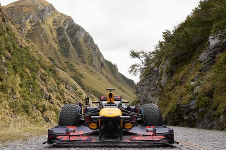 Sebastien Buemi - Red Bull - Showrun - Gotthard-Pass - RB8 - 2017