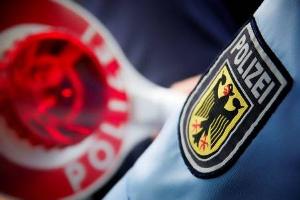 Bundespolizei vollstreckt Haftbefehl auf der Autobahn 3 im Rahmen der Grenzkontrollen