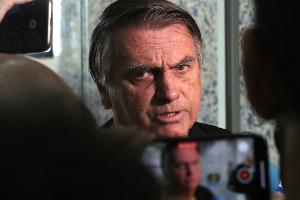 Bolsonaro nennt Brasiliens Regierung "autoritäres Regime"