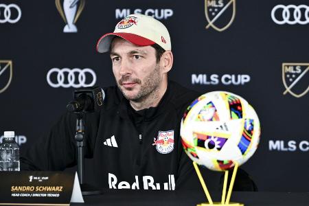 MLS-Start: Schwarz MLS-Start: Schwarz