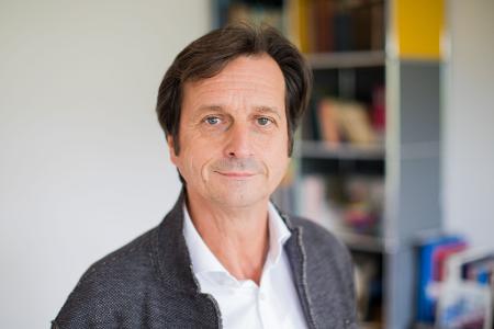 Psychologe Stephan Grünewald hat die derzeitige Stimmung in der Bevölkerung in tiefenpsychologischen Interviews untersucht (Archivbild). 