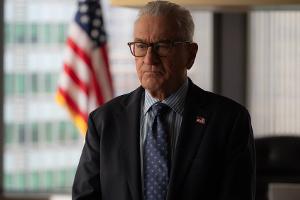 "Zero Day" auf Netflix: Robert De Niro geht in Serie