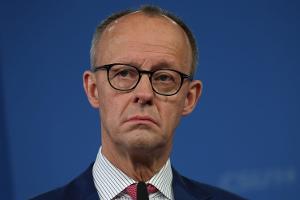 "Aber ohne Bubatz": Friedrich Merz reagiert auf Parodie von Stefan Raab