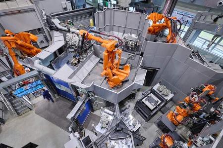 02/2025 BMW Werk Landshut Komponentenfertigung Neue Klasse Batterie und Leistungselektronik Energy Master