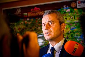 Protest gegen Euro in Bulgarien – Feuer vor EU-Vertretung