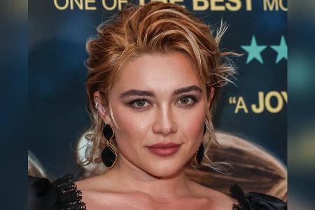 Spin-off von James Bond: Florence Pugh soll Miss Moneypenny werden Spin-off von James Bond: Florence Pugh soll Miss Moneypenny werden