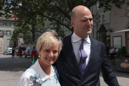 Gloria von Thurn und Taxis mit ihrem Sohn Albert. (Archivbild) 