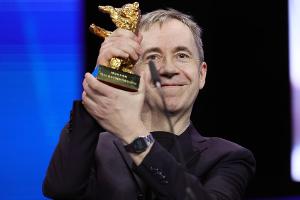 Berlinale 2025: "Dreams (Sex Love)" mit Goldenem Bären ausgezeichnet