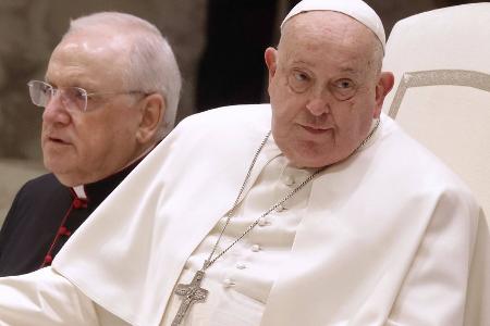 Sorge um Papst Franziskus: Zustand Sorge um Papst Franziskus: Zustand