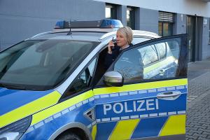 Handtaschenraub - die Polizei ermittelt - 2502090