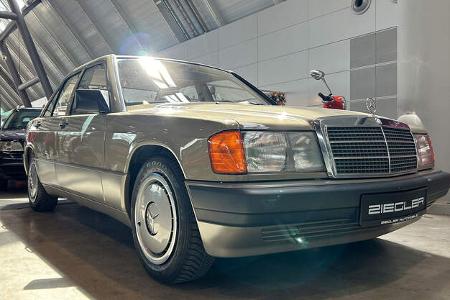 Retro Classics 2024 Mercedes 190E 1.8