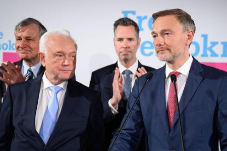 Wolfgang Kubicki (72), der nächste Woche Geburtstag hat, traut sich zu, die taumelnde FDP wieder aufzurichten. 