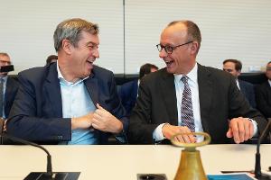 Union und SPD steuern auf komplizierte Verhandlungen zu