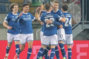Drittligist im Halbfinale: Arminia wirft auch Bremen raus