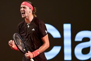 Kraftakt in drei Sätzen: Zverev im Achtelfinale von Acapulco