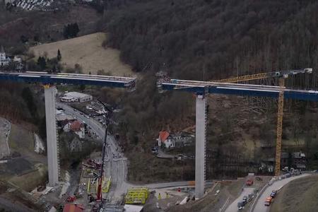 Rahmedebrücke Stahlhochzeit