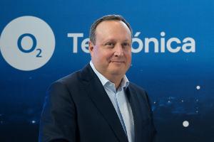 O2 und die Telekom gewinnen Hunderttausende Handykunden