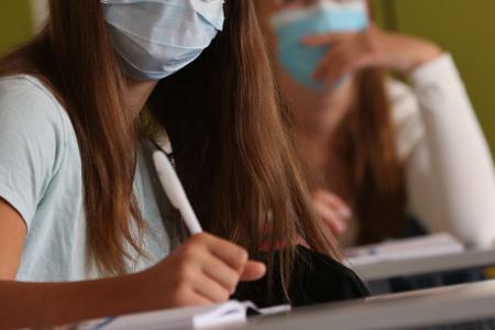 Schulschließungen waren für viele Kinder auch in psychischer Hinsicht folgenreich (Symbolbild) 
