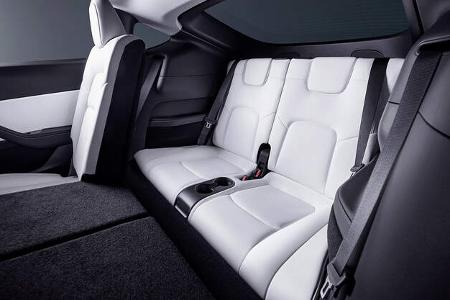Tesla Model Y 7-Sitzer