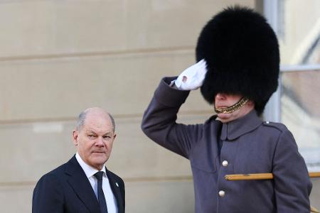 Olaf Scholz (SPD) reiste als Noch-Bundeskanzler an. 
